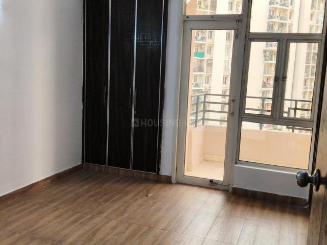 2 BHK Apartment in Noida Extension for resale Greater Noida. The reference number is 20703911