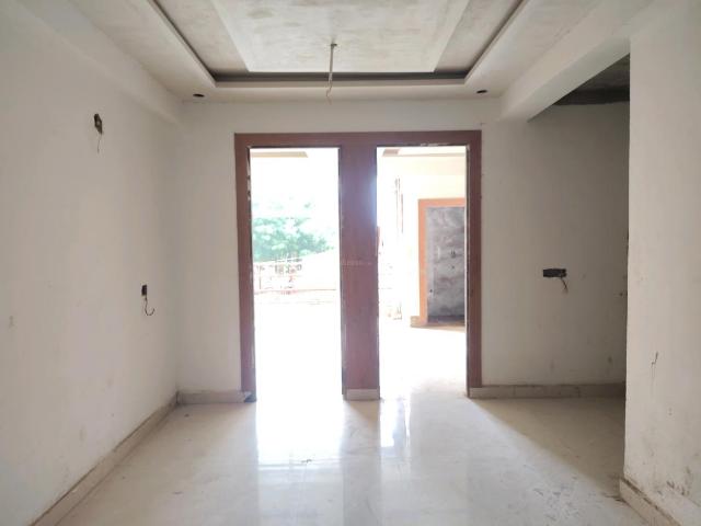 2 BHK Apartment in Noida Extension for resale Greater Noida. The reference number is 20810098