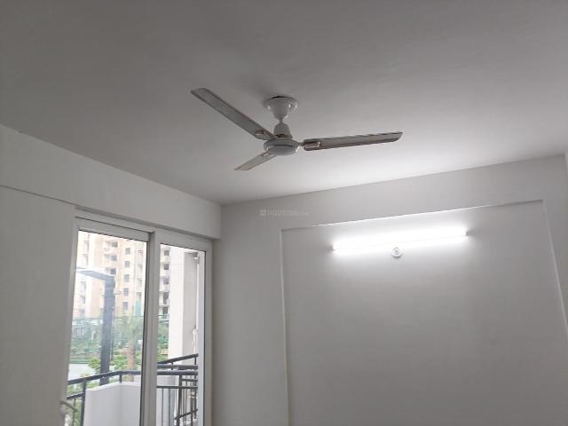 2 BHK Apartment in Noida Extension for resale Greater Noida. The reference number is 20821109