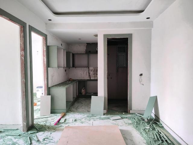 2 BHK Apartment in Noida Extension for resale Greater Noida. The reference number is 20824700