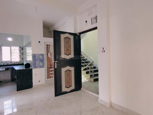 2 BHK Apartment in North Dum Dum Bediapara for resale Kolkata. The reference number is 19570445