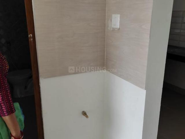 2 BHK Apartment in North Dum Dum Bediapara for resale Kolkata. The reference number is 8005805