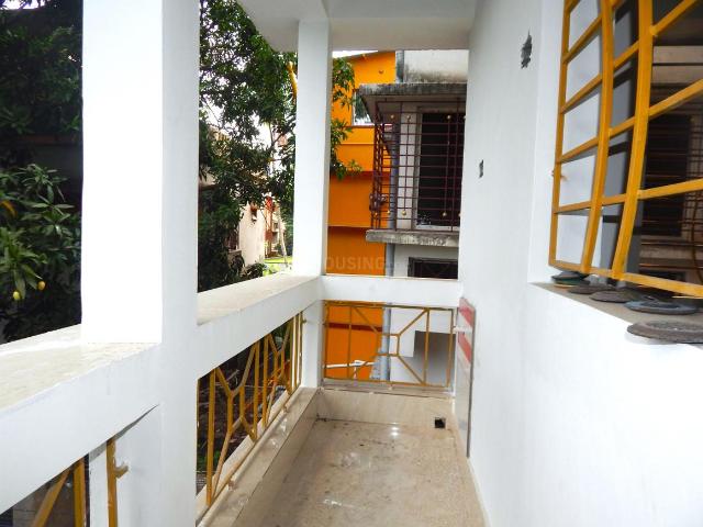 2 BHK Apartment in North Dum Dum for resale Kolkata. The reference number is 17343528
