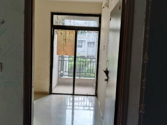 2 BHK Apartment in Nava Naroda for resale North East. The reference number is 17572377