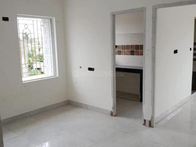 2 BHK Apartment in Nayabad for resale Kolkata. The reference number is 19925181