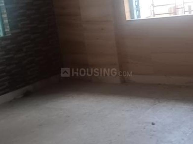 2 BHK Apartment in Nayabad for resale Kolkata. The reference number is 20143791
