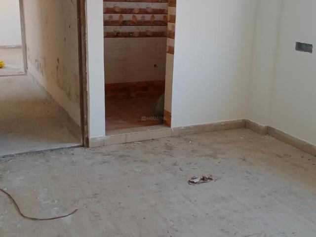 2 BHK Apartment in Nayabad for resale Kolkata. The reference number is 7966248
