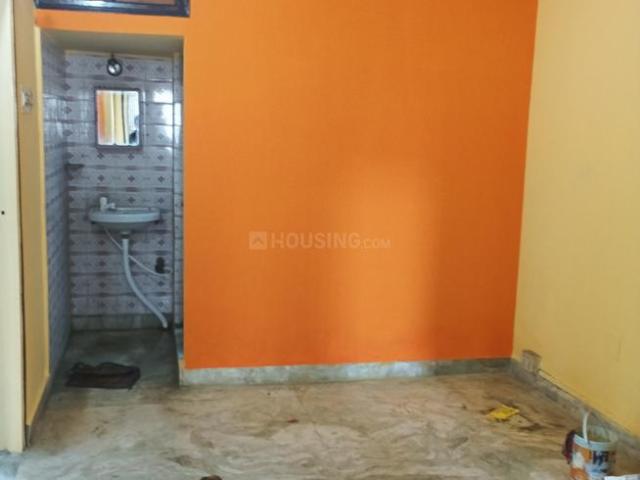 2 BHK Apartment in Naktala for rent Kolkata. The reference number is 20932472