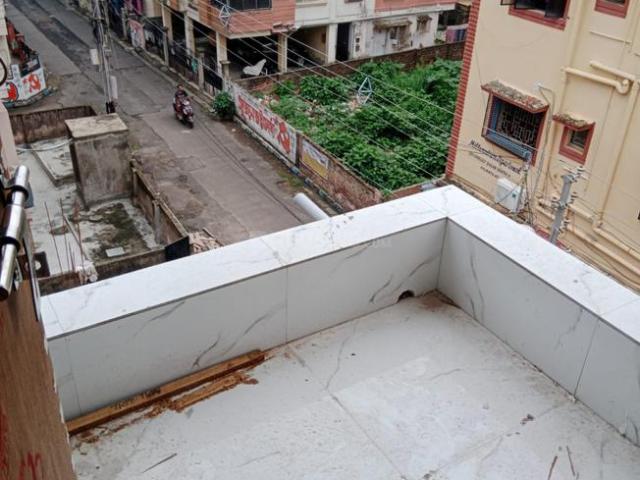 2 BHK Apartment in Naktala for resale Kolkata. The reference number is 14838641