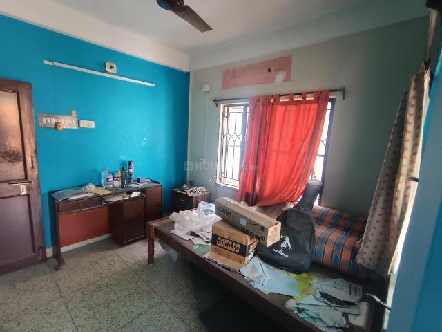 2 BHK Apartment in Naktala for resale Kolkata. The reference number is 19760421