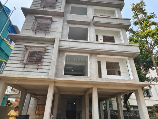 2 BHK Apartment in Naktala for resale Kolkata. The reference number is 19761456