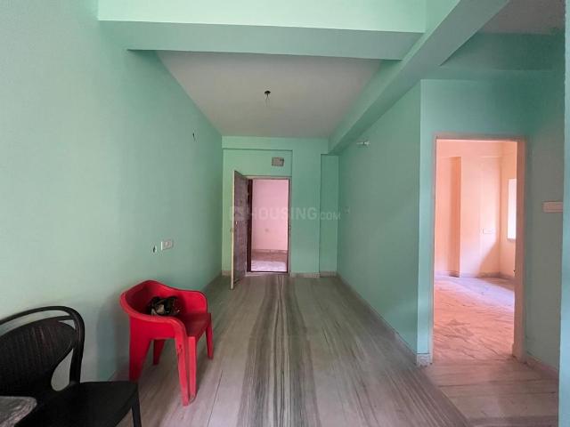2 BHK Apartment in Naktala for resale Kolkata. The reference number is 20665136