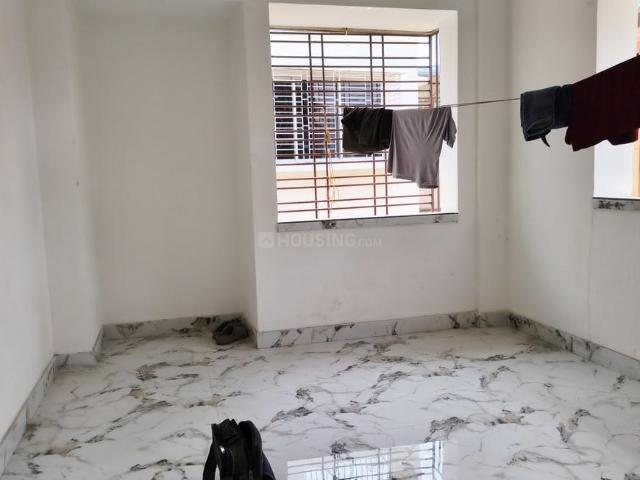 2 BHK Apartment in Naktala for resale Kolkata. The reference number is 20067610