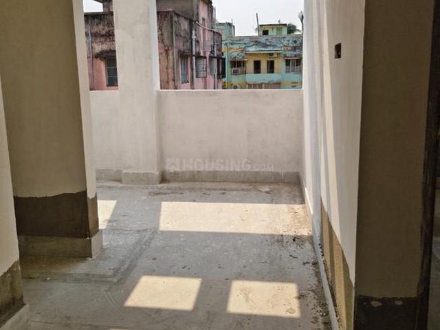 2 BHK Apartment in Naktala for resale Kolkata. The reference number is 20132541