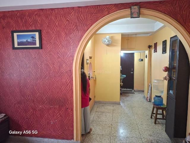 2 BHK Apartment in Naktala for resale Kolkata. The reference number is 20255171