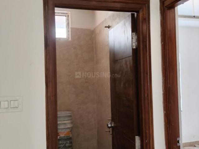 2 BHK Apartment in Nallagandla for resale Hyderabad. The reference number is 20102012