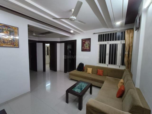 2 BHK Apartment in Naranpura for rent Ahmedabad. The reference number is 19873538