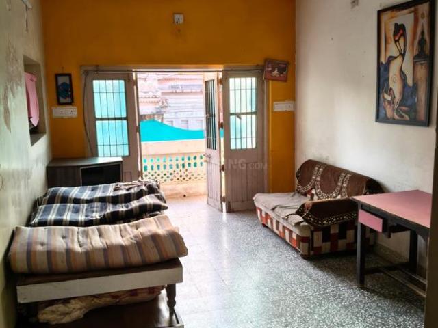 2 BHK Apartment in Naranpura for rent Ahmedabad. The reference number is 20138256