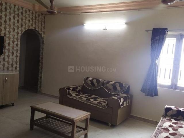 2 BHK Apartment in Naranpura for rent Ahmedabad. The reference number is 20674278