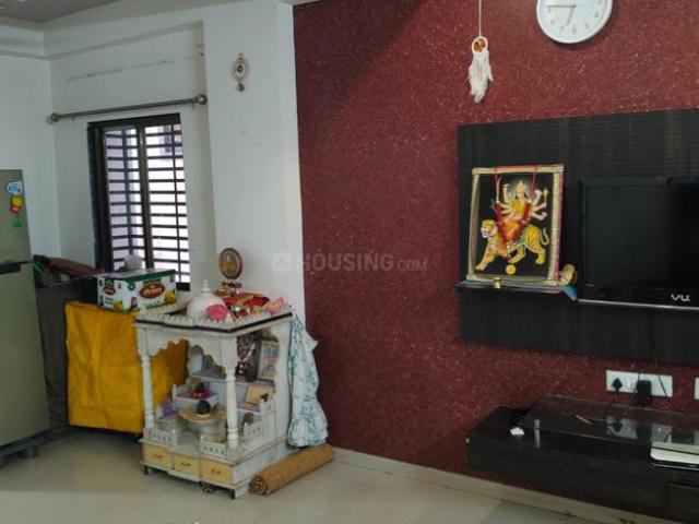 2 BHK Apartment in Ghatlodiya for resale North West. The reference number is 17275769