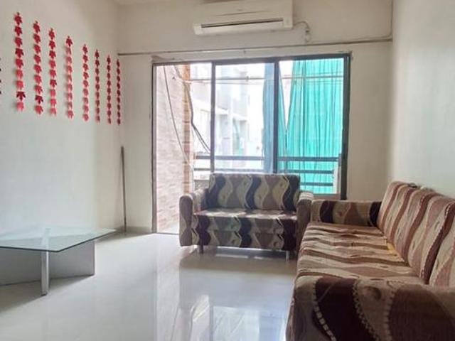 2 BHK Apartment in Naranpura for resale Ahmedabad. The reference number is 20731196