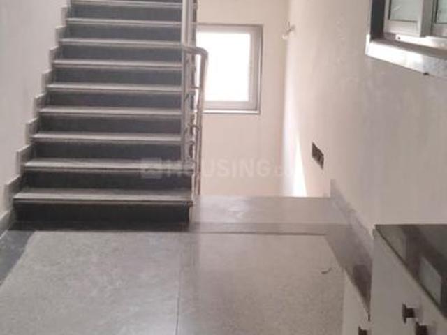 2 BHK Apartment in Narayanguda for rent Hyderabad. The reference number is 19922166