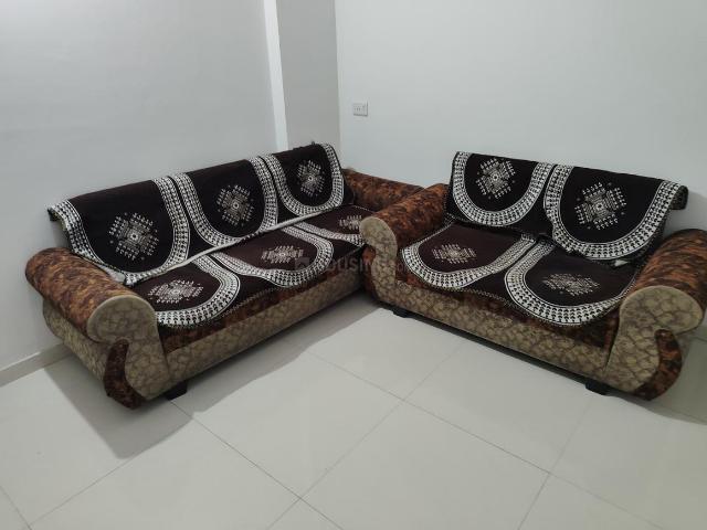2 BHK Apartment in Narolgam for rent Ahmedabad. The reference number is 20242945