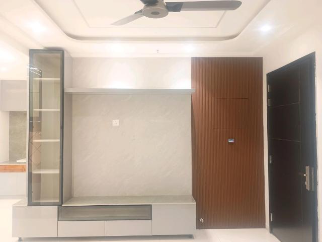 2 BHK Apartment in Narsingi for rent Hyderabad. The reference number is 19440109