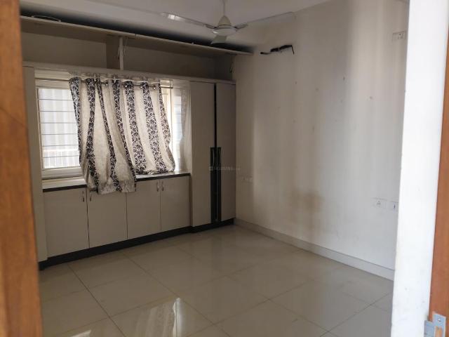 2 BHK Apartment in Narsingi for rent Hyderabad. The reference number is 20249499