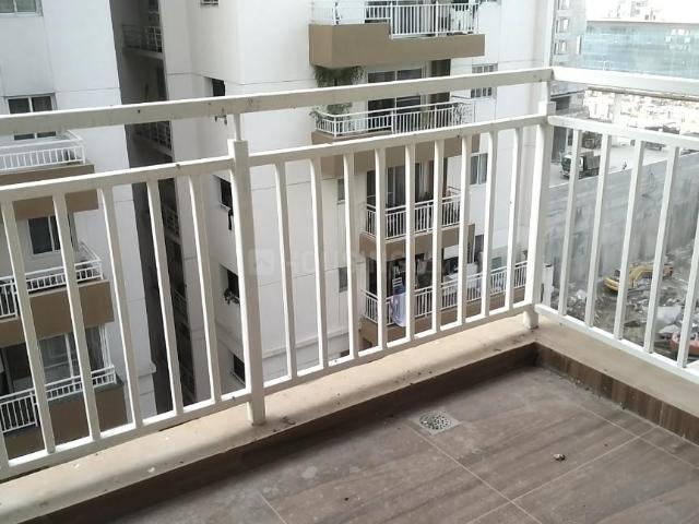 2 BHK Apartment in Kondapur for resale Hyderabad. The reference number is 15360124