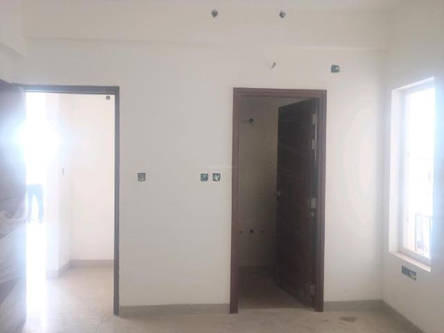 2 BHK Apartment in Narsingi for resale Hyderabad. The reference number is 16385822