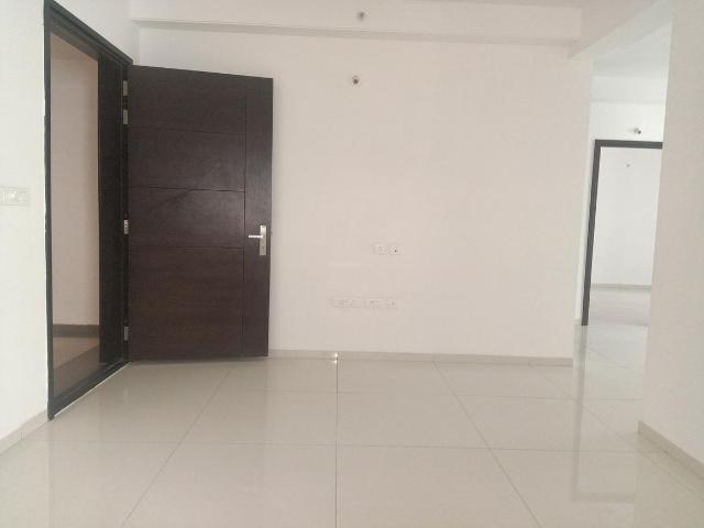 2 BHK Apartment in Narsingi for resale Hyderabad. The reference number is 19684934