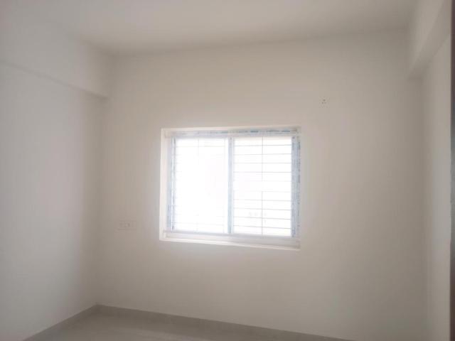 2 BHK Apartment in Narsingi for resale Hyderabad. The reference number is 20259989
