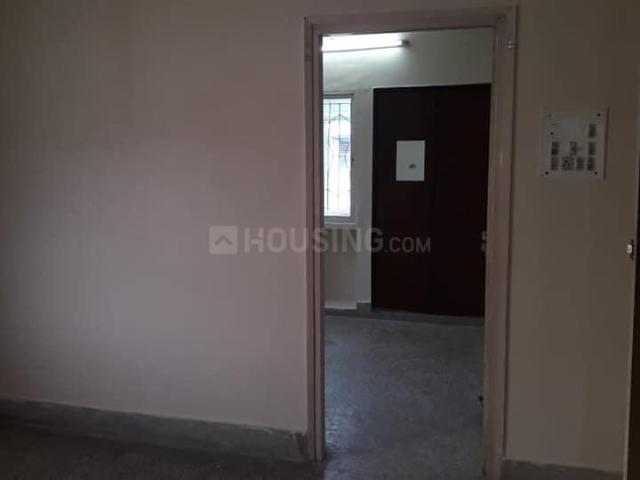 2 BHK Apartment in Netaji Nagar for resale Kolkata. The reference number is 7180366