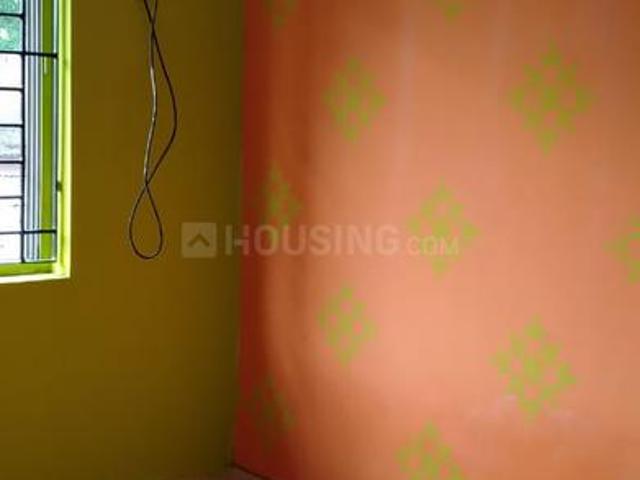 2 BHK Apartment in Netaji Nagar for resale Kolkata. The reference number is 7585464