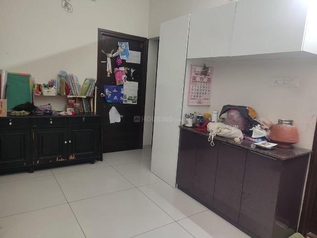 2 BHK Apartment in New Alkapuri for rent Vadodara. The reference number is 16986947