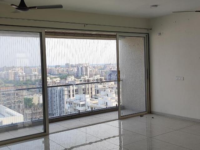 2 BHK Apartment in New Alkapuri for resale Vadodara. The reference number is 16245863
