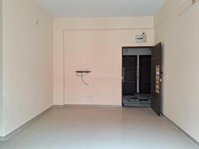 2 BHK Apartment in New Alkapuri for resale Vadodara. The reference number is 20777526