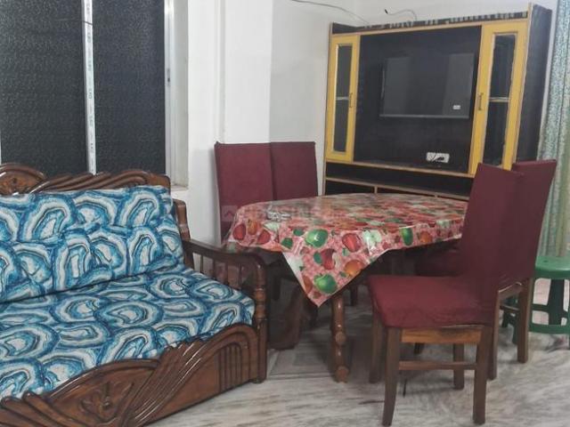 2 BHK Apartment in New Alipore for rent Kolkata. The reference number is 18201356