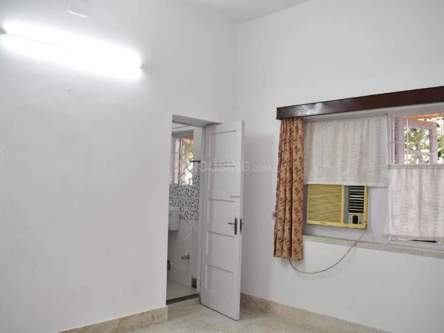 2 BHK Apartment in New Alipore for rent Kolkata. The reference number is 20391923