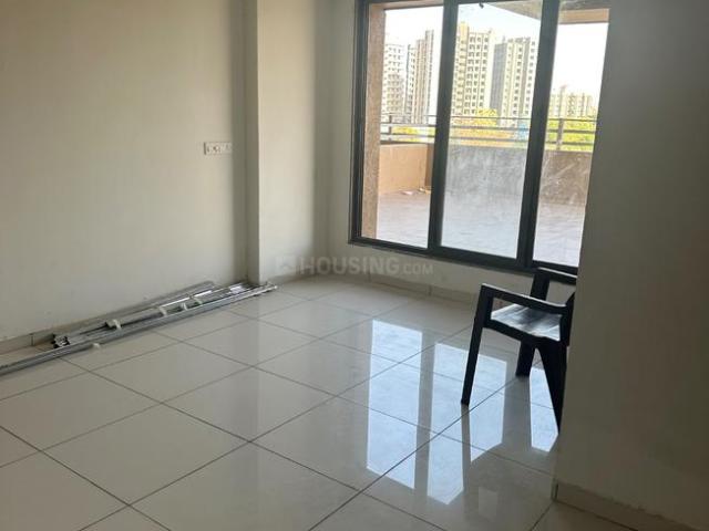 2 BHK Apartment in New Ranip for rent Ahmedabad. The reference number is 16889310