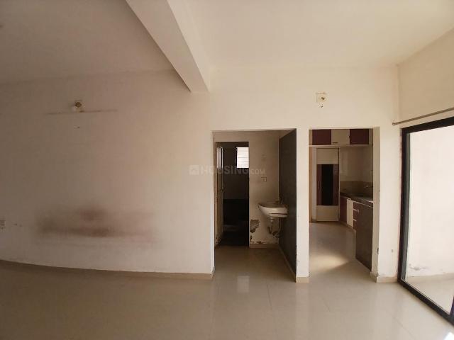 2 BHK Apartment in New Ranip for rent Ahmedabad. The reference number is 19382042
