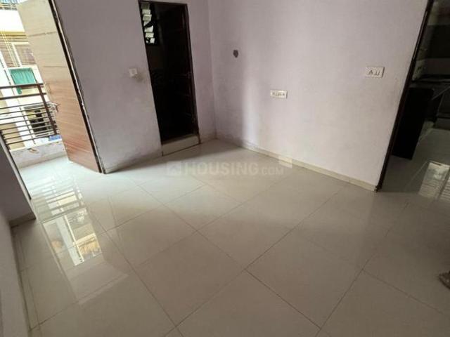 2 BHK Apartment in New Ranip for resale Ahmedabad. The reference number is 15046645