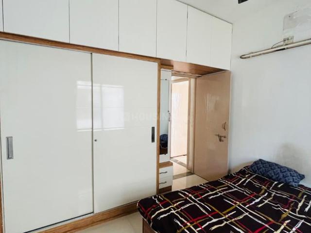 2 BHK Apartment in New Ranip for resale Ahmedabad. The reference number is 19636085