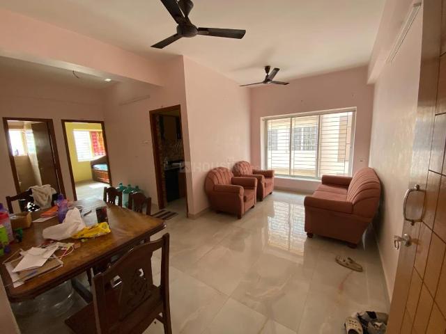 2 BHK Apartment in New Town for rent Kolkata. The reference number is 19175299