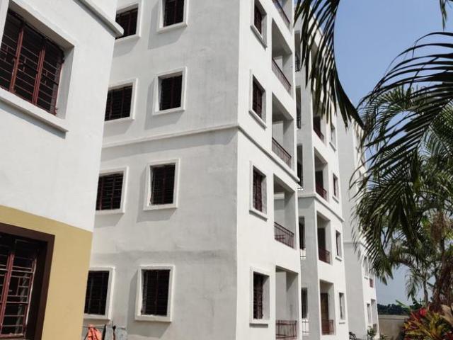 2 BHK Apartment in New Town for resale Kolkata. The reference number is 10072621
