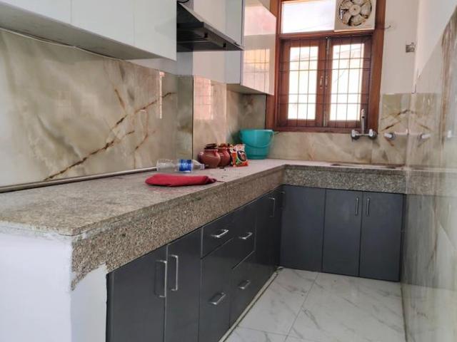2 BHK Apartment in Neb Sarai for rent New Delhi. The reference number is 18968644