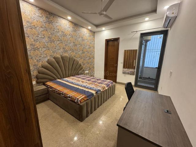 2 BHK Apartment in Neb Sarai for rent New Delhi. The reference number is 19545604