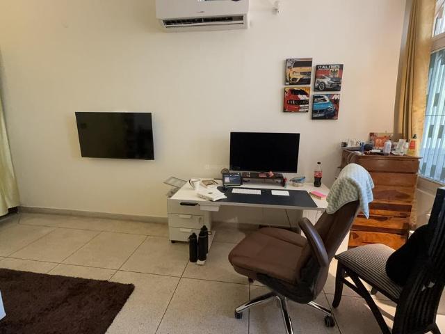 2 BHK Apartment in Nehru Nagar for resale Ghaziabad. The reference number is 20320387