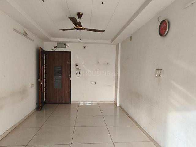 2 BHK Apartment in Nizampura for rent Vadodara. The reference number is 20452157